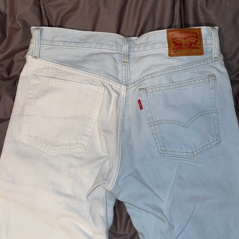 Levi’s Two-tone Jean